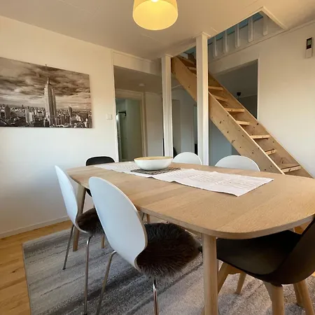 Nicolas 10 Terrace 2bed Apartment *